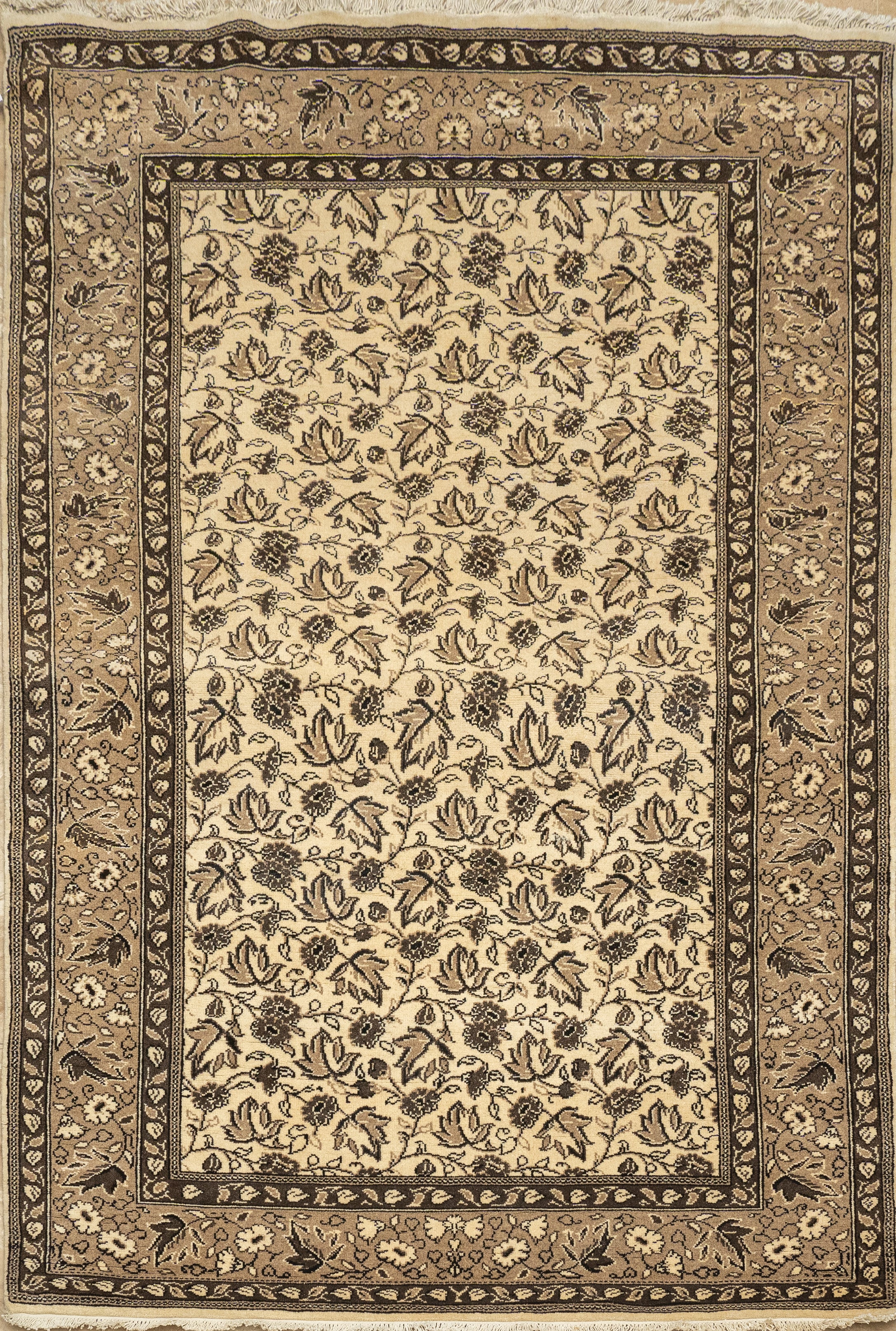 Handknotted Modern Carpet DIA- 33